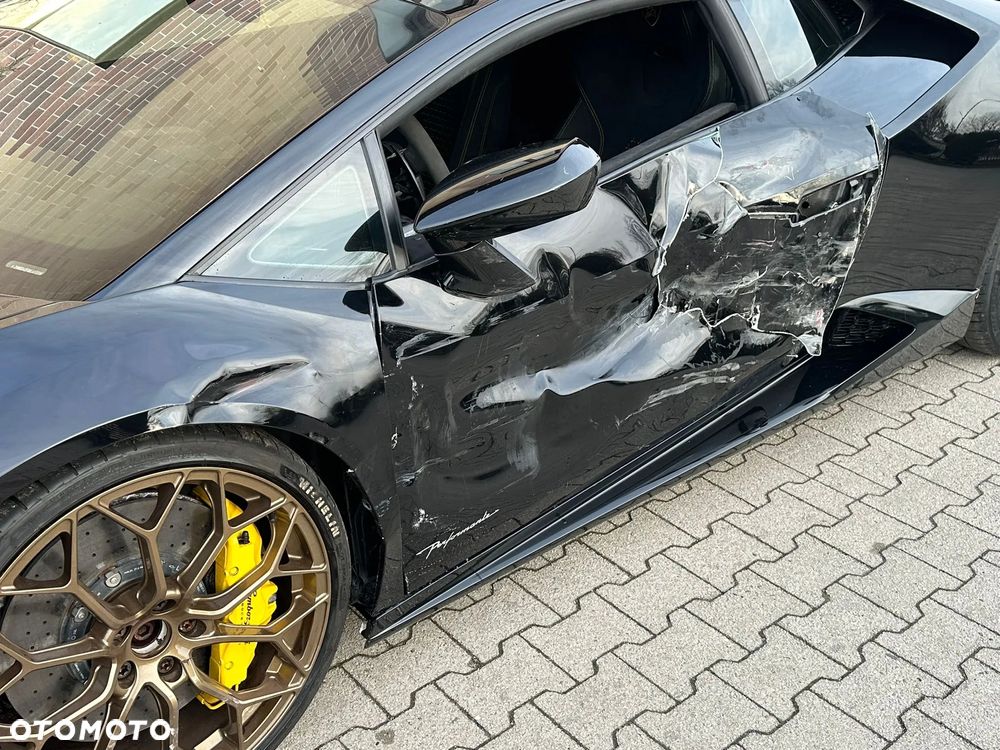 Lamborghini Huracan - 16