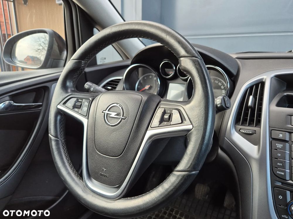 Opel Astra 1.4 T Cosmo EU6 - 15