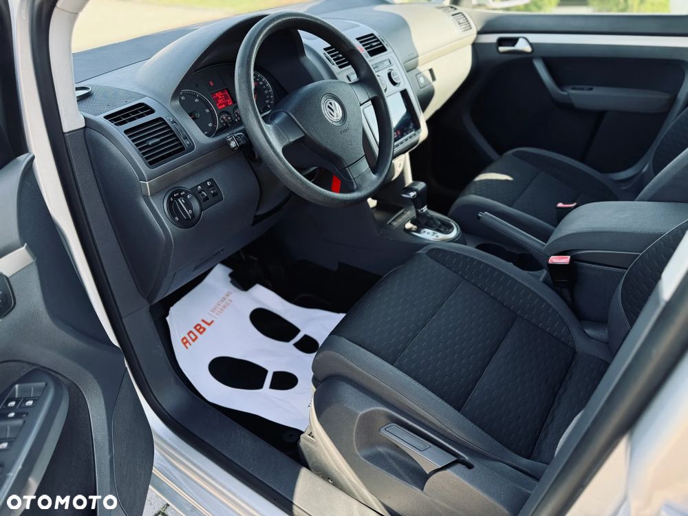 Volkswagen Touran 1.9 TDI DSG Highline - 15