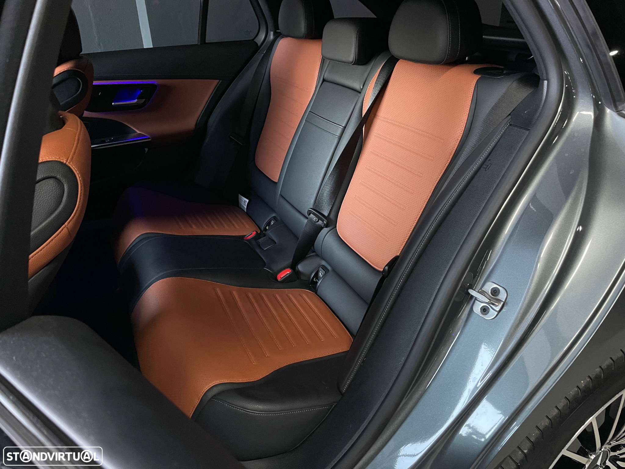 Mercedes-Benz C 300 e AMG Line - 34