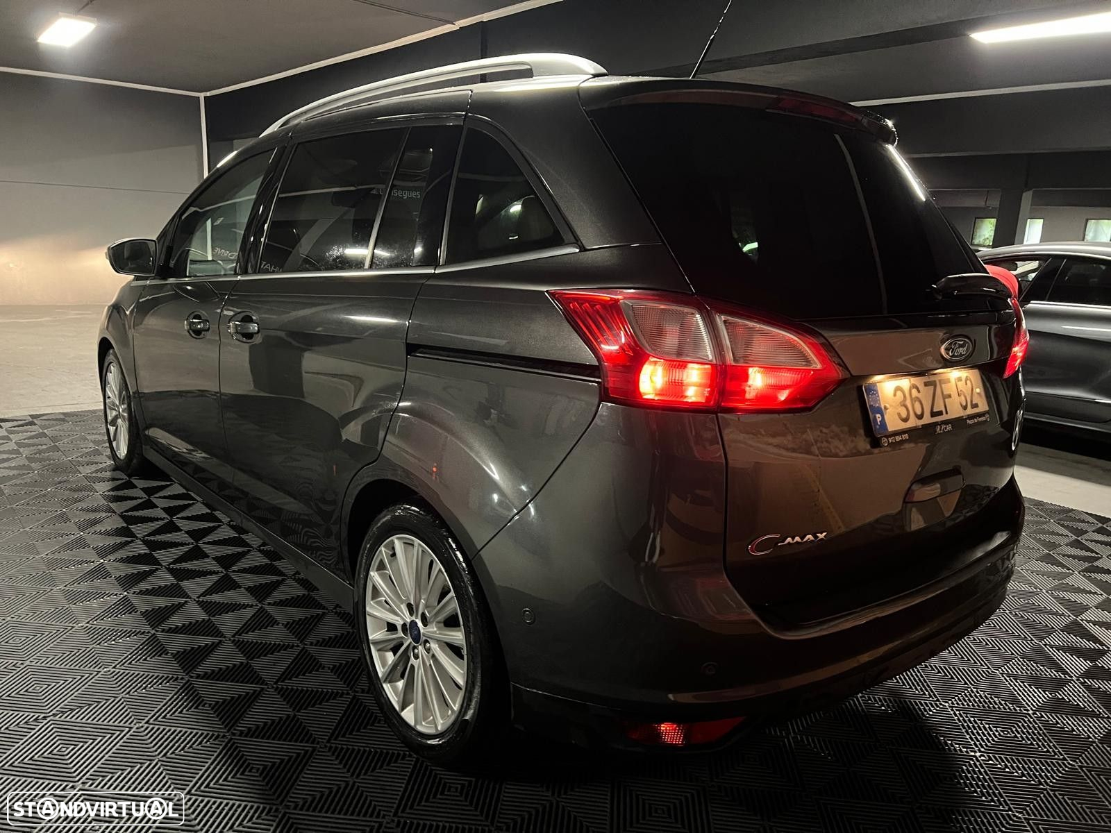 Ford Grand C-Max 1.6 TDCi Titanium Edition S/S - 2