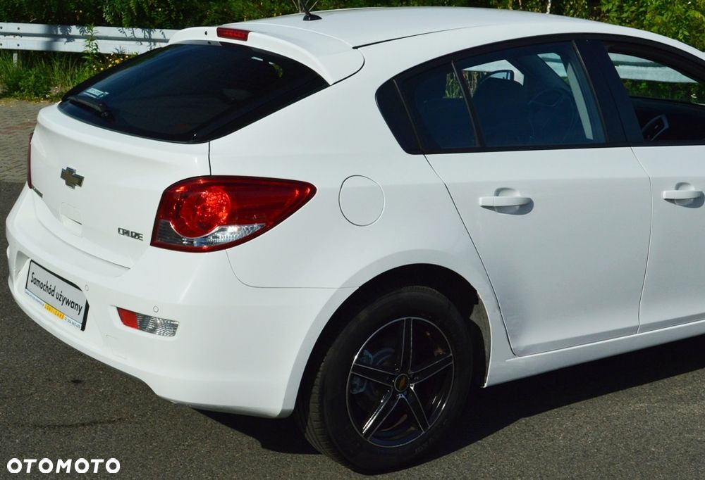 Chevrolet Cruze - 14