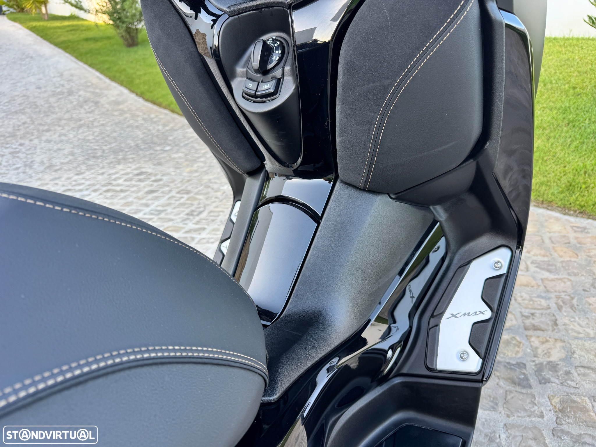 Yamaha X-Max Iron Max - 11