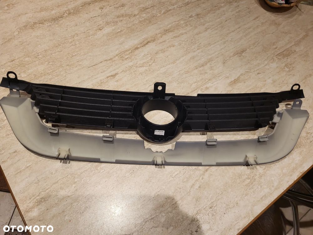 Atrapa przód kratka chłodnicy, czarny/szary OPEL VECTRA B 1.6-2.5 09.95-07.03 -02.99 - 2