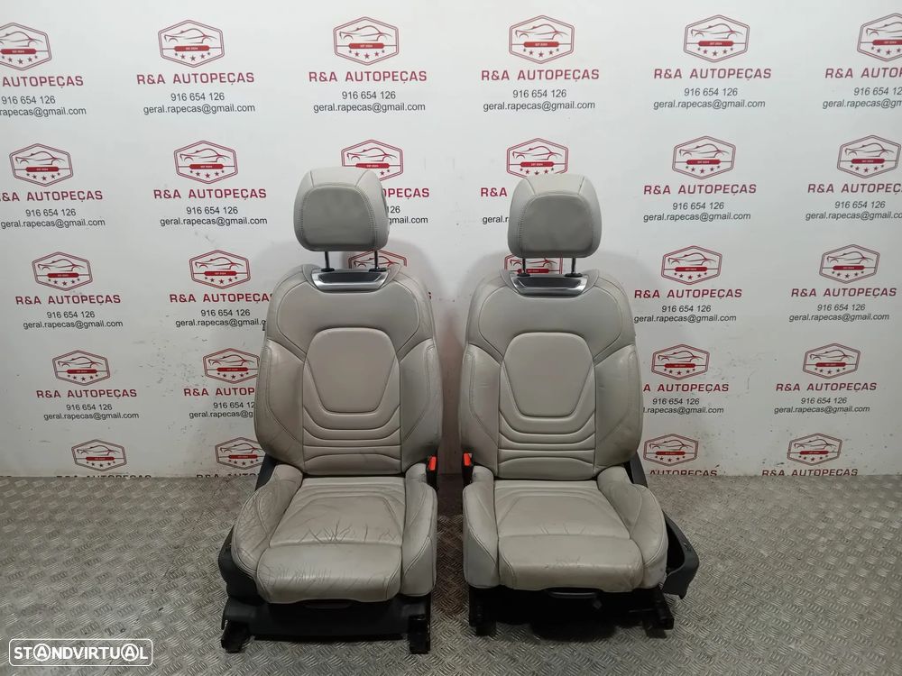 Conjunto de Bancos Citroën Ds5 em Pele Original - 6