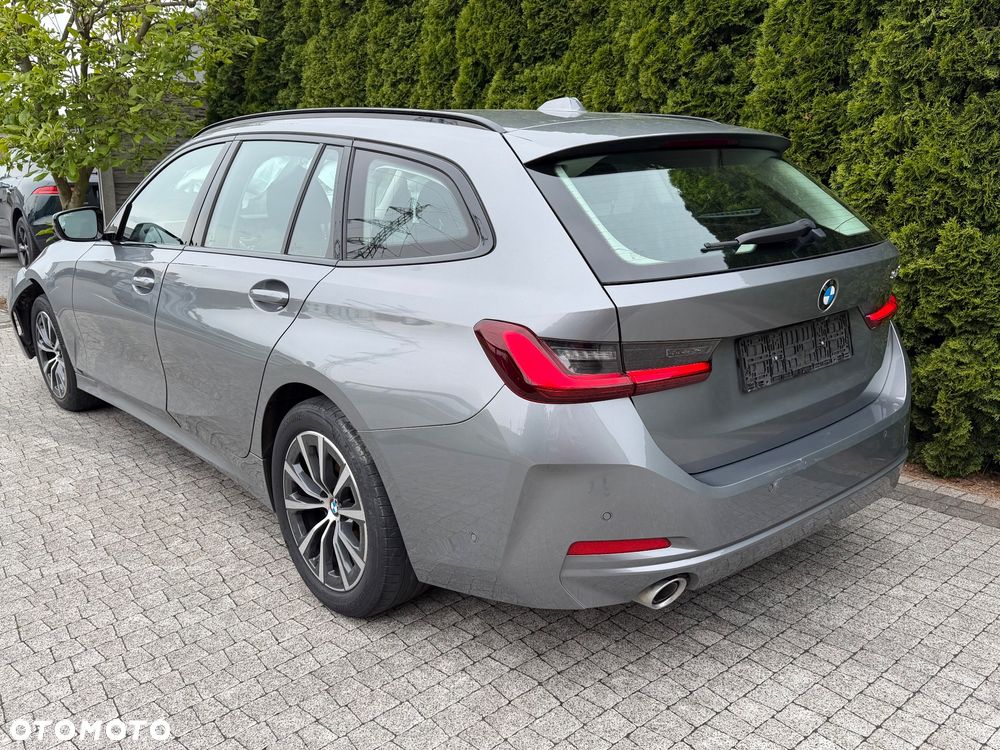 BMW Seria 3 318d Edition Luxury Line Purity - 4
