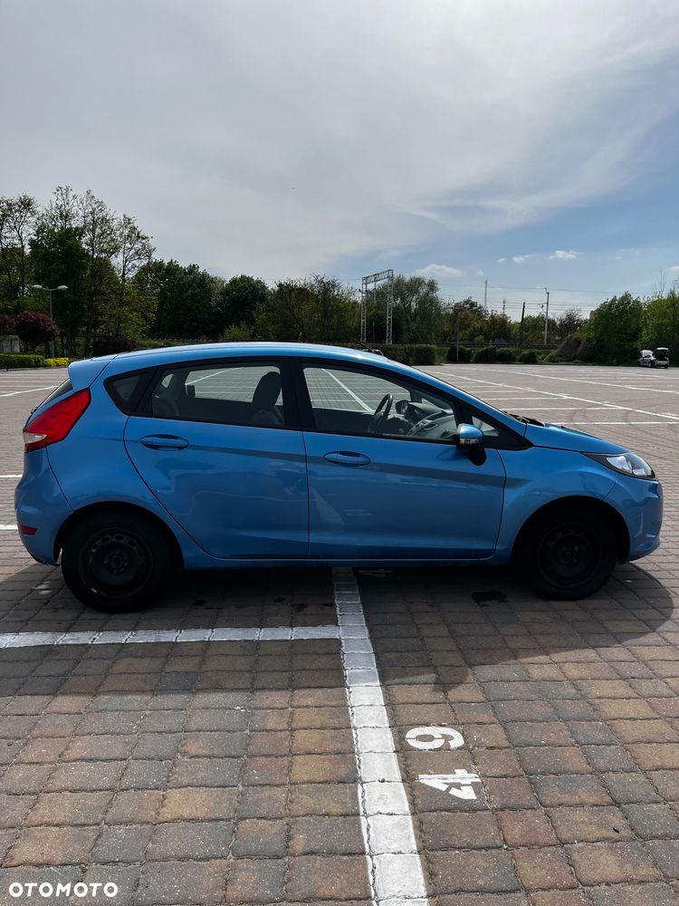 Ford Fiesta - 8