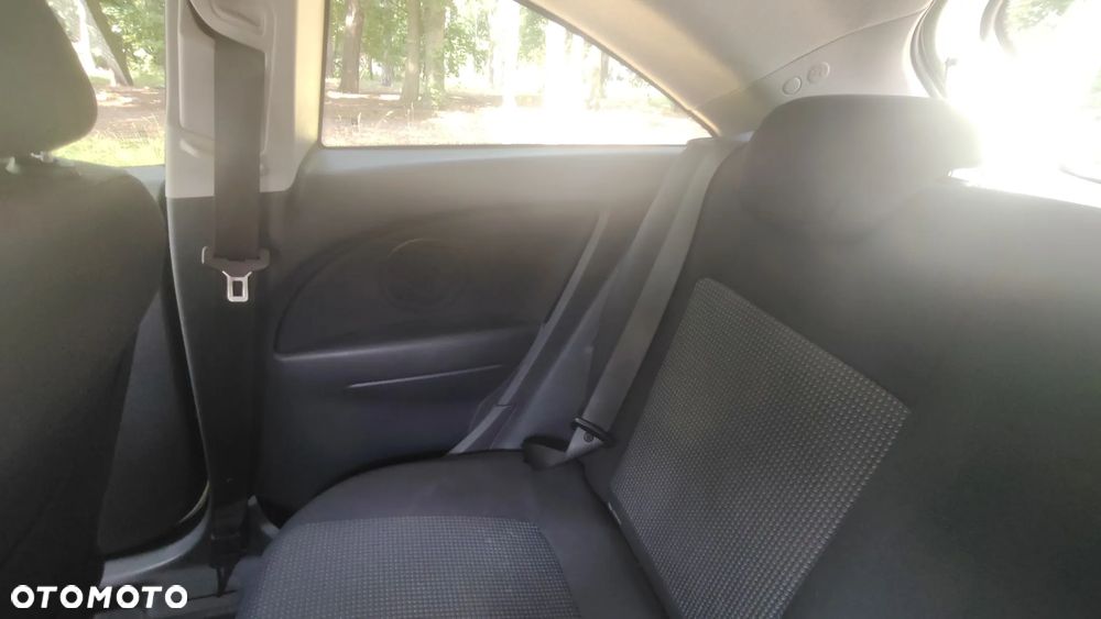Opel Corsa - 19