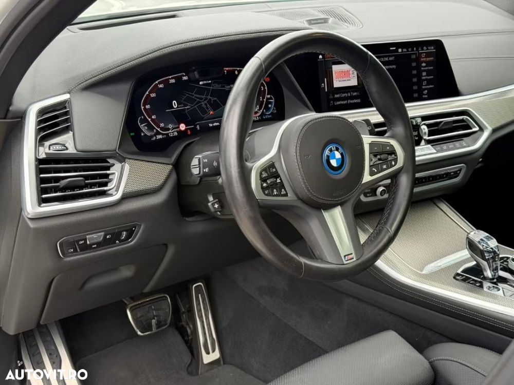 BMW X5 xDrive45e - 14