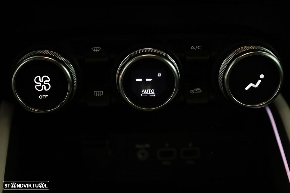 Renault Clio 1.0 TCe Techno CVT - 13