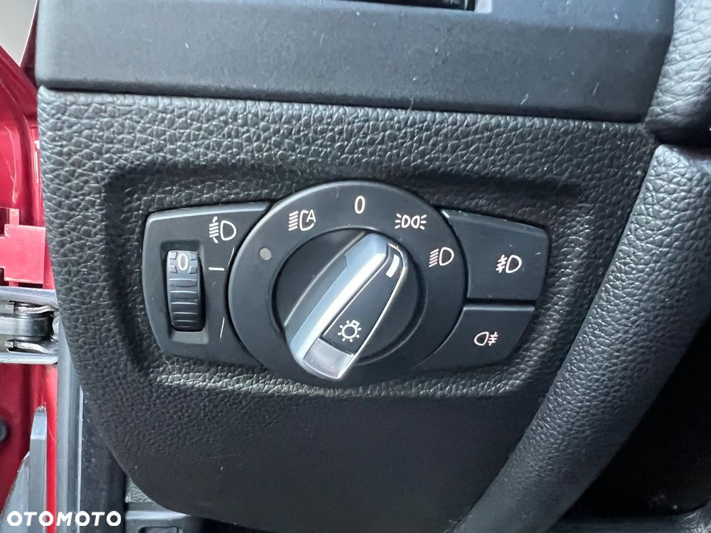 BMW Seria 1 118d - 26