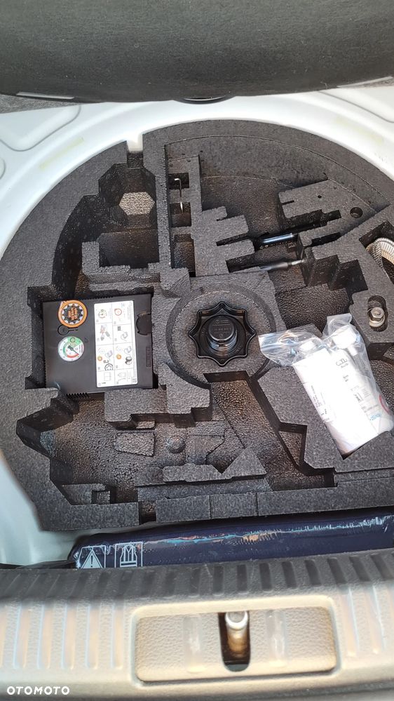 Volkswagen Scirocco 2.0 TSI BMT Perfectline R-Style - 24