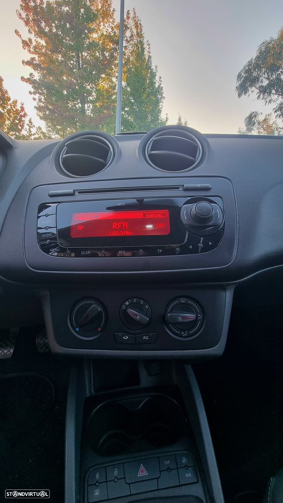 SEAT Ibiza 1.4 TDi Ecomotive DPF - 25