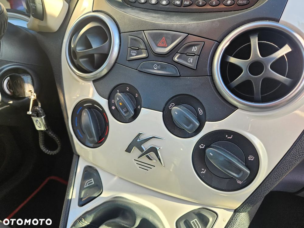 Ford KA 1.2 Digital - 12