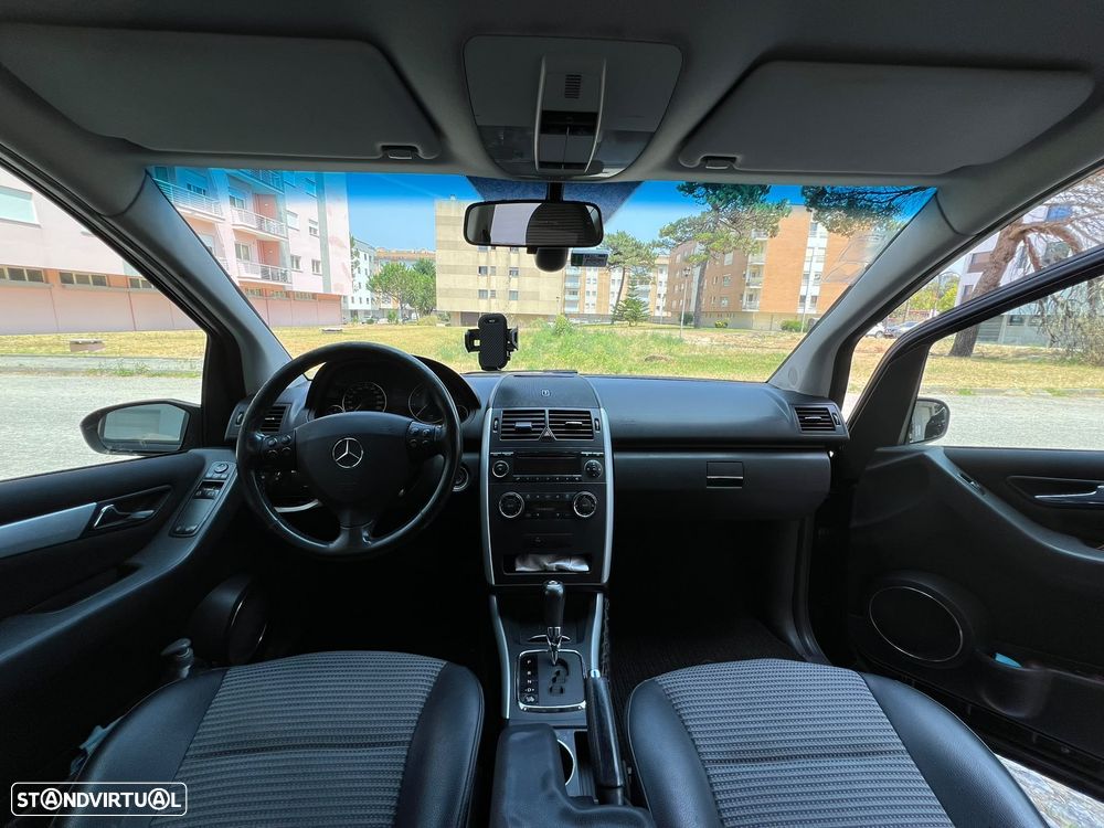 Mercedes-Benz A 150 Classic Automatic - 6