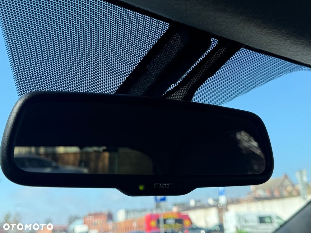 Toyota Yaris 1.33 VVT-i Edition 2014 - 32