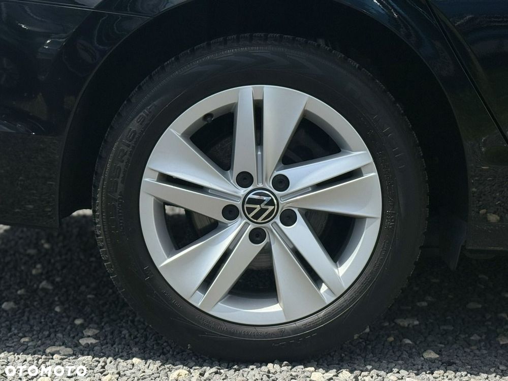 Volkswagen Golf - 35