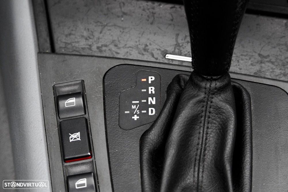 BMW 320 dA Sport - 22