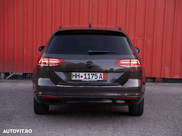 Volkswagen Passat Variant 2.0 TDI DSG Highline - 2