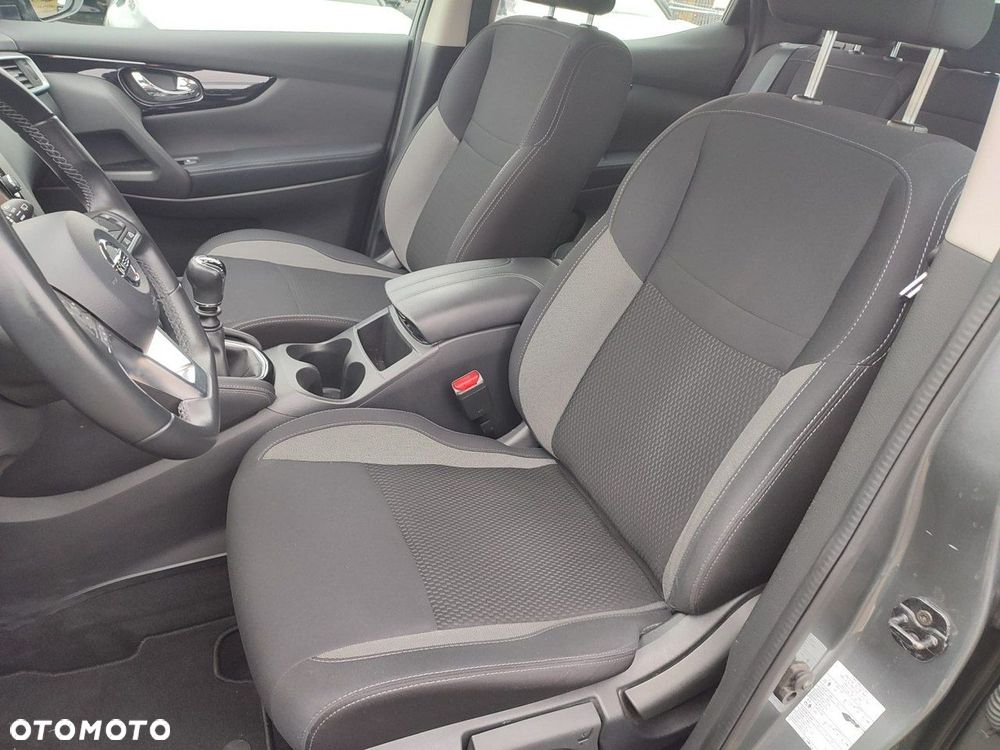 Nissan Qashqai 1.3 DIG-T N-Connecta EU6d - 13