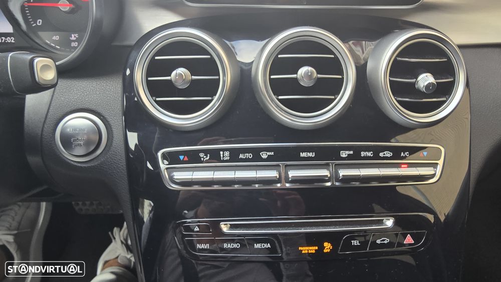 Mercedes-Benz C 250 BlueTEC AMG Line Aut. - 27