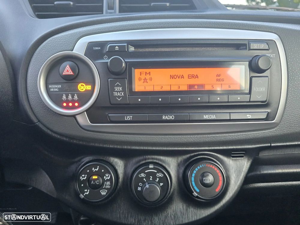 Toyota Yaris 1.0 VVT-i Comfort+P.Style - 15