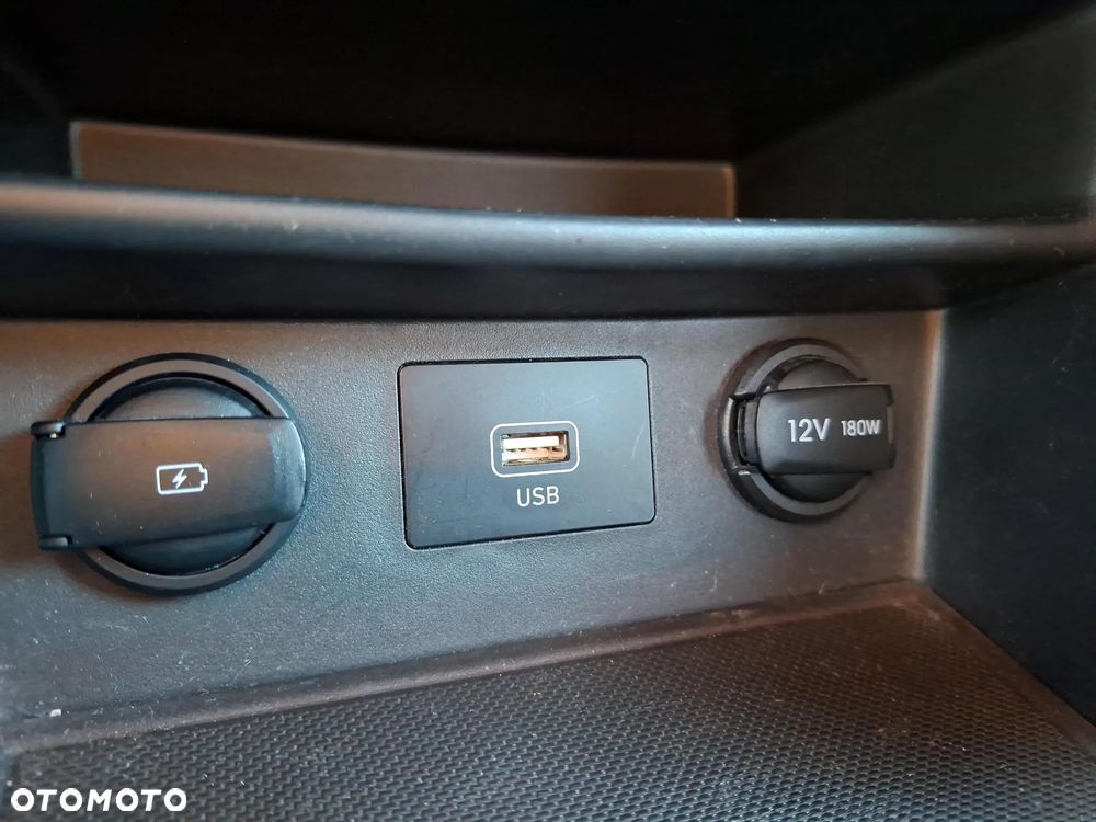 Hyundai Kona 1.6 GDI Hybrid Comfort DCT - 28