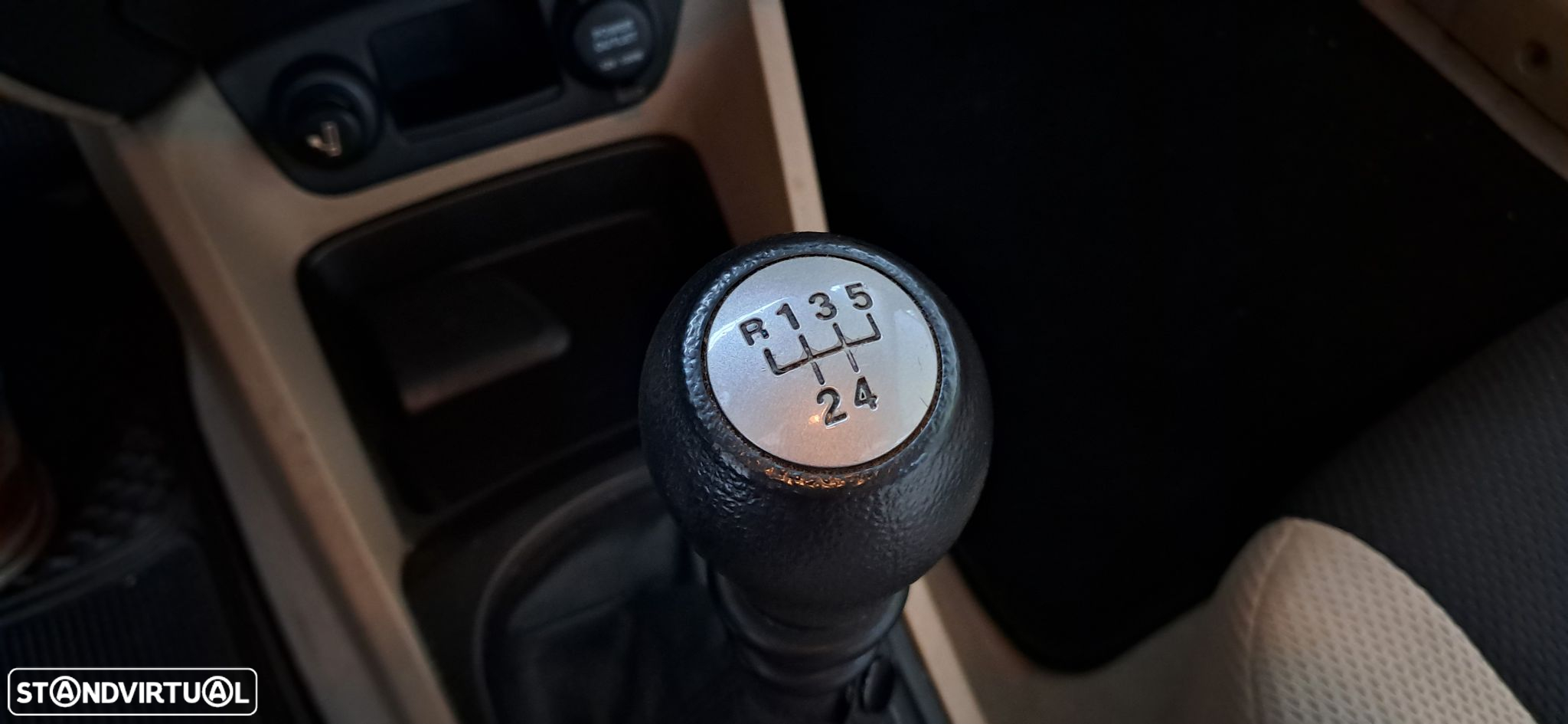 Kia Rio 1.5 CRDi EX - 8