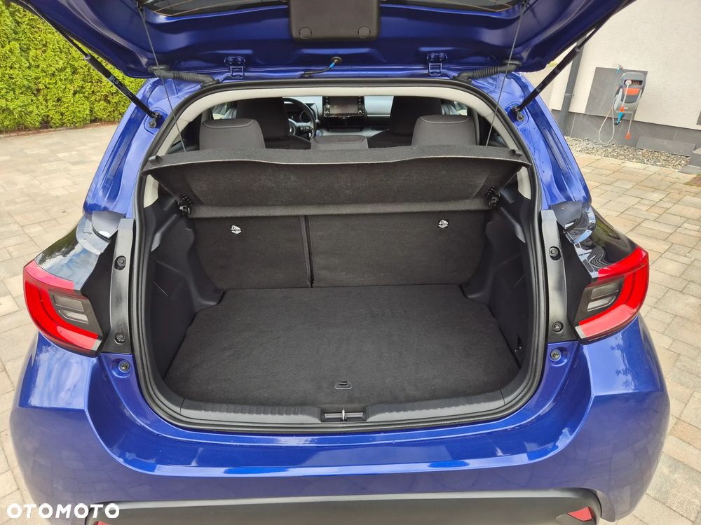 Toyota Yaris Hybrid 1.5 Premiere Edition - 13