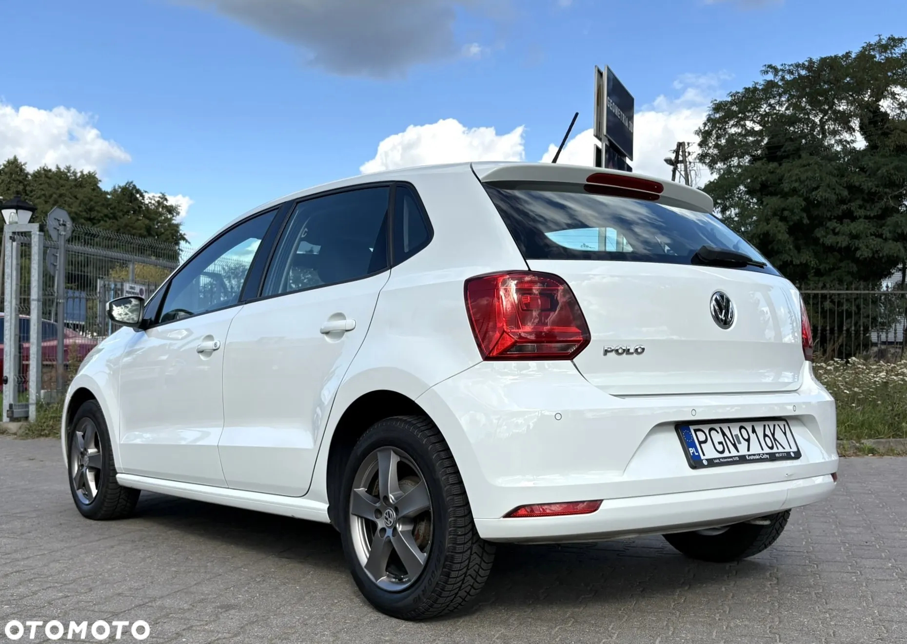 Volkswagen Polo 1.0 Comfortline - 6
