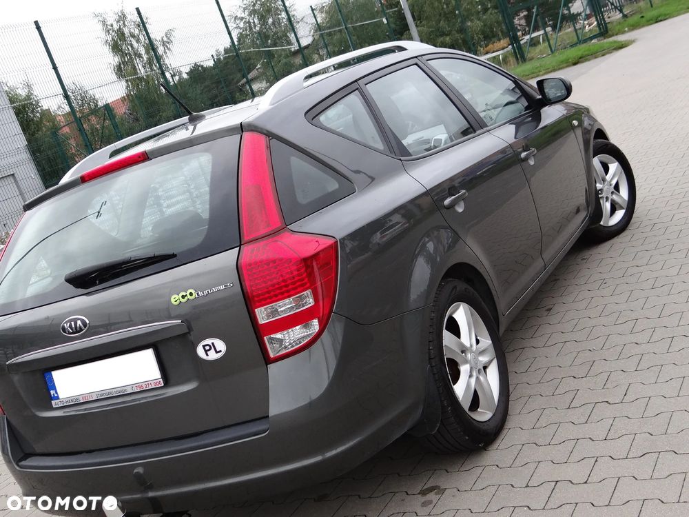 Kia Ceed - 17