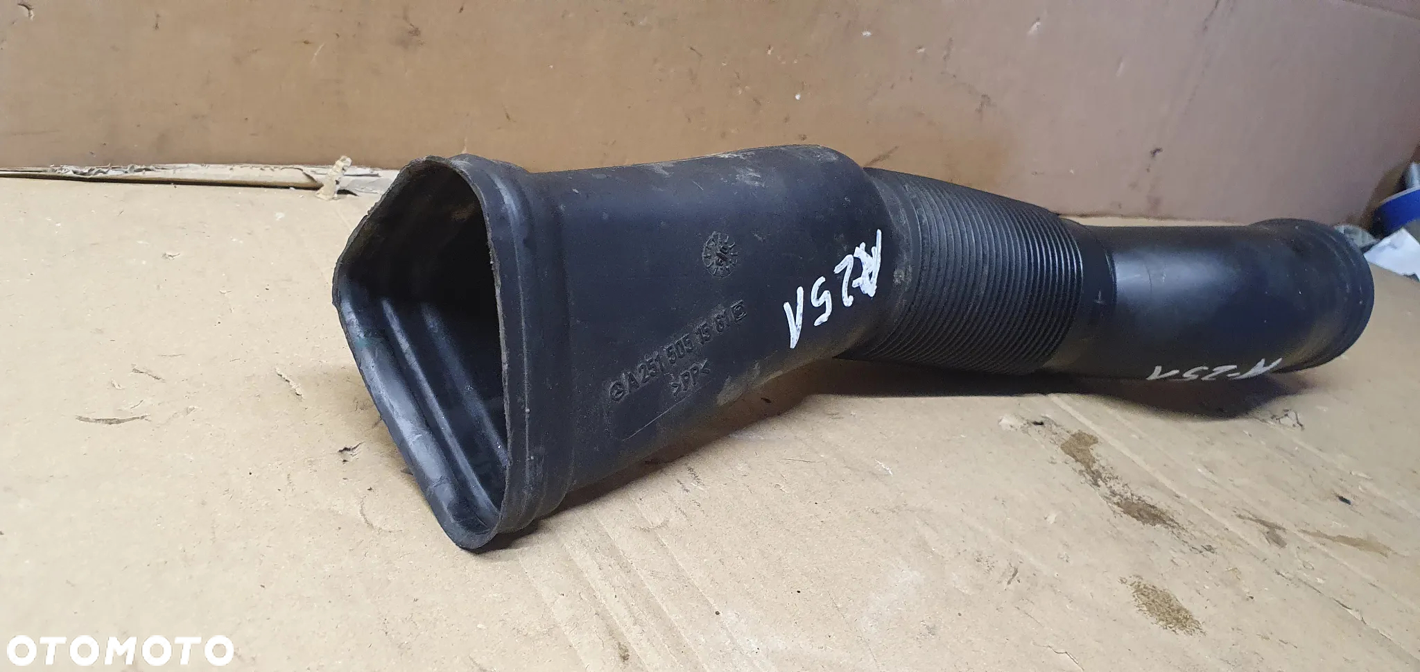 Rura dolot przewód powietrza Mercedes R-Klasa W251 3.0 CDI A2515051361 A2515051561 - 3