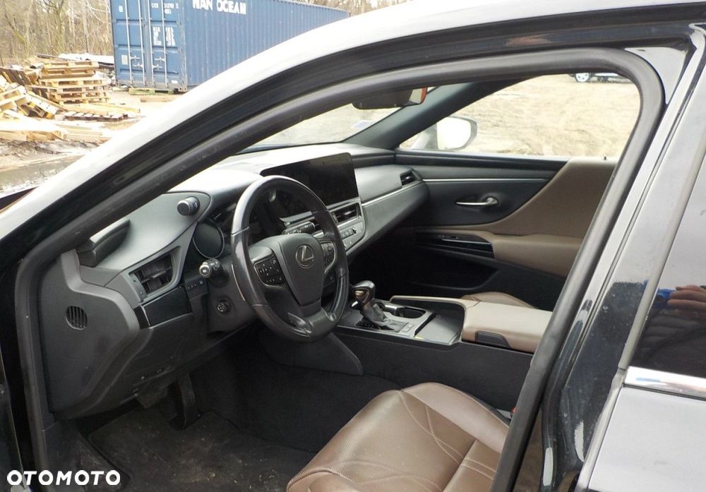 Lexus ES - 25