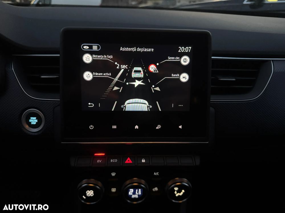 Renault Arkana E-TECH 145 Evolution - 32