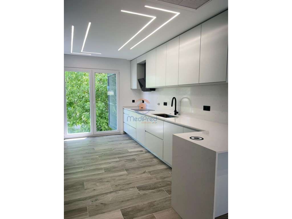 Apartamento T4 | Vale Figueira, São João da Talha - Grande imagem: 5/41