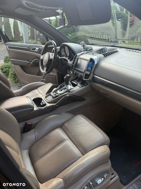 Porsche Cayenne S Diesel - 12