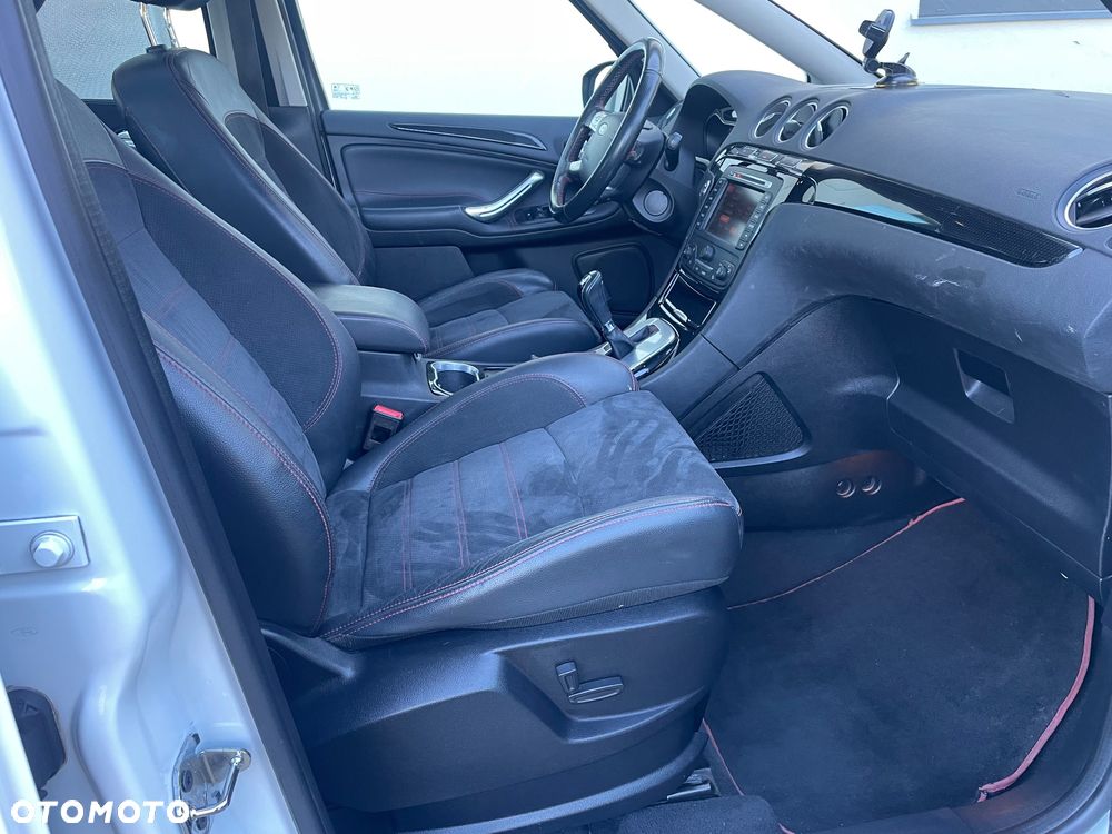 Ford S-Max 2.0 TDCi DPF Titanium X - 13