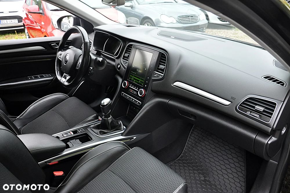 Renault Megane 1.6 dCi Bose - 26