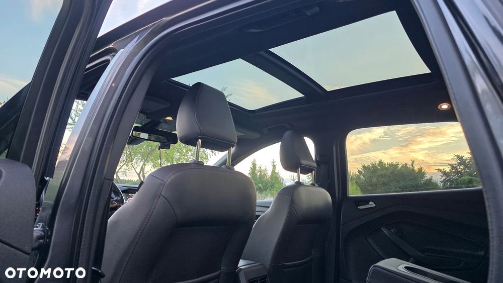 Ford Kuga 2.0 TDCi AWD ST-Line - 16