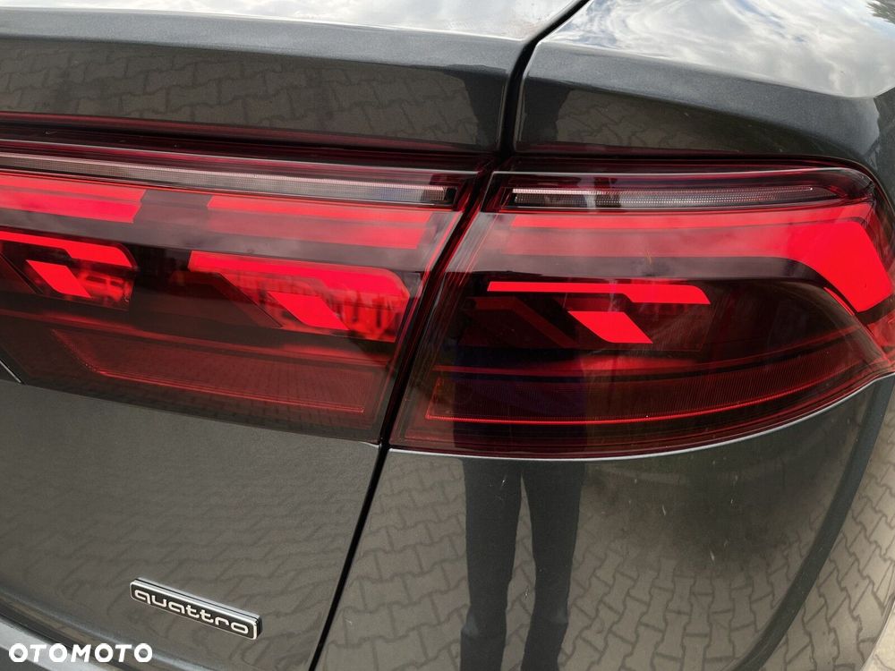 Audi Q8 - 12