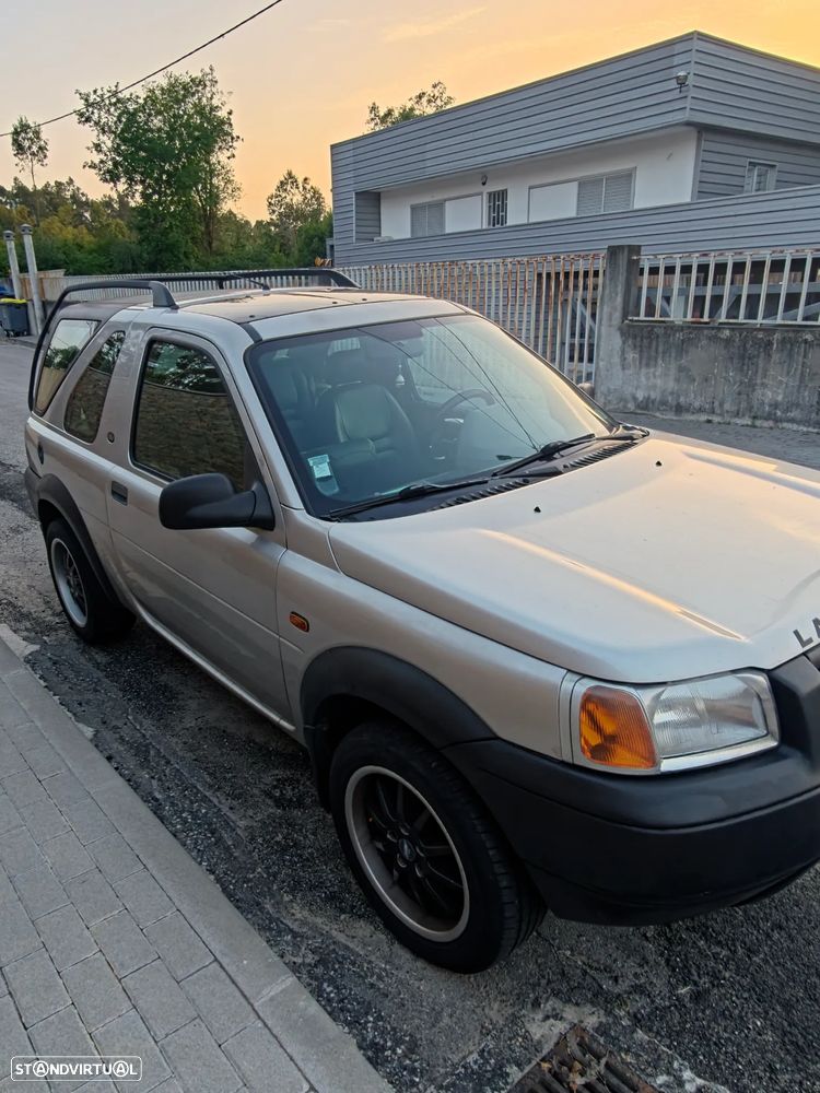 Land Rover Freelander 2.0 di - 1