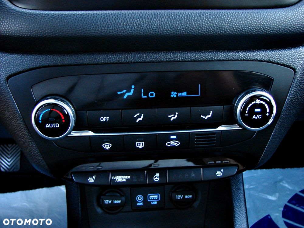 Hyundai i20 blue 1.2 YES!+ - 29