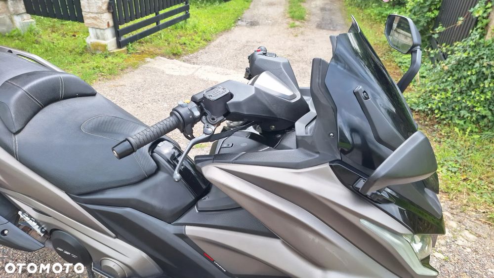 Kymco AK 550 - 16