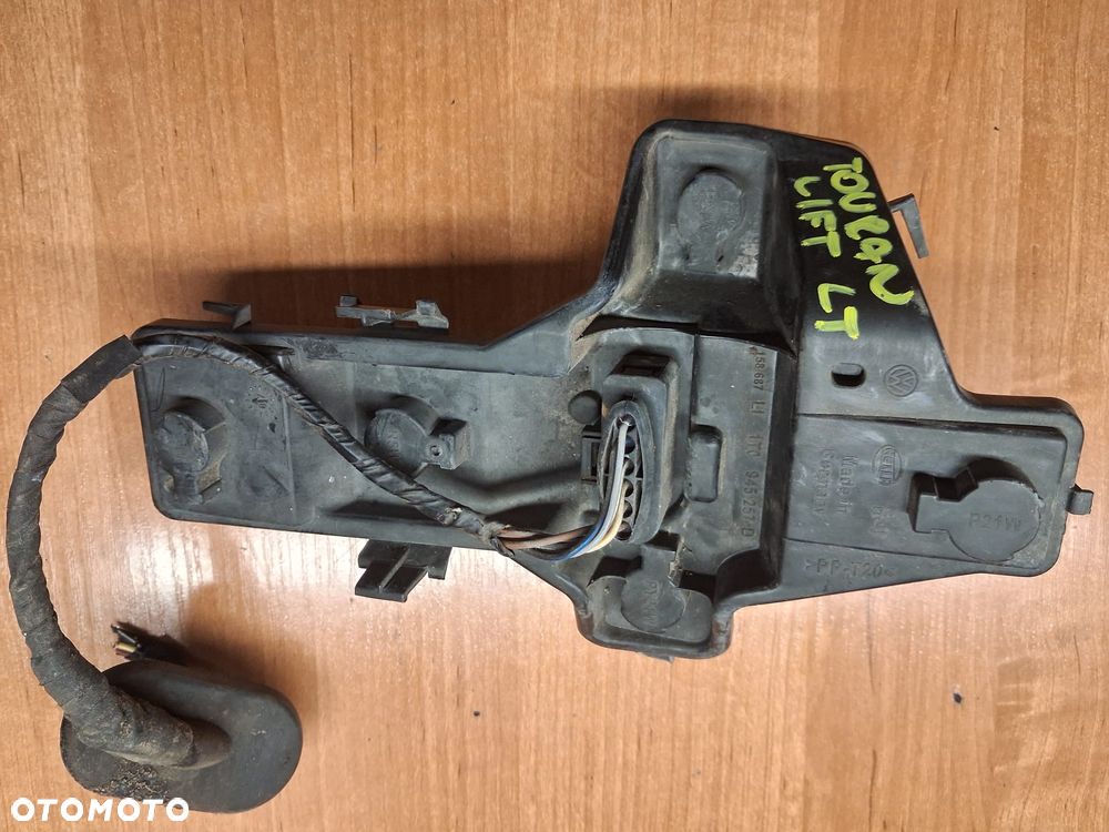 Wkład lampy VW TOURAN I prawy lewy tył 1T0945257A   1T0945258A  OE - 3