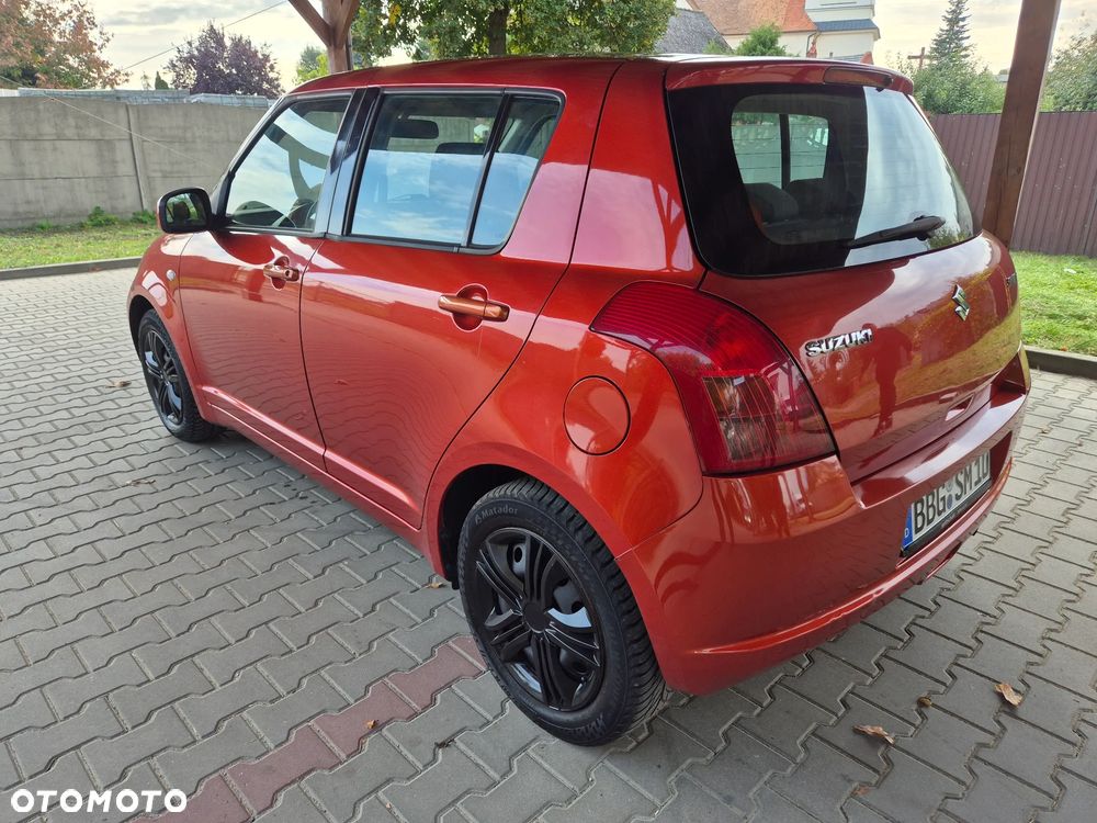 Suzuki Swift - 5