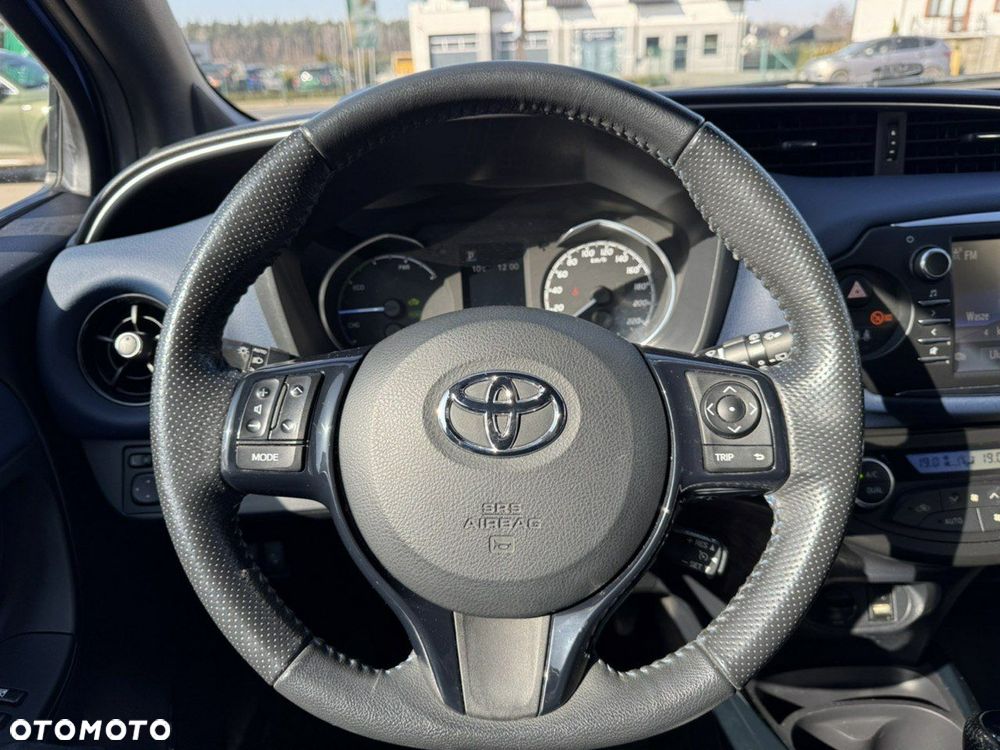 Toyota Yaris - 17