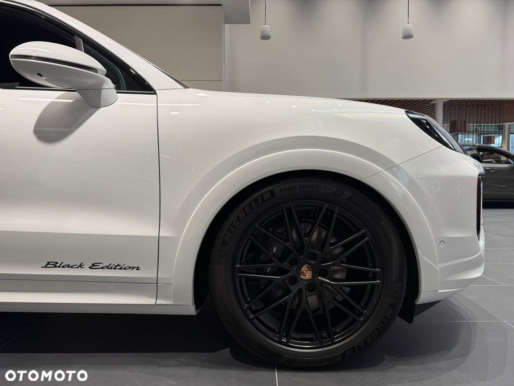 Porsche Cayenne Black Edition - 12