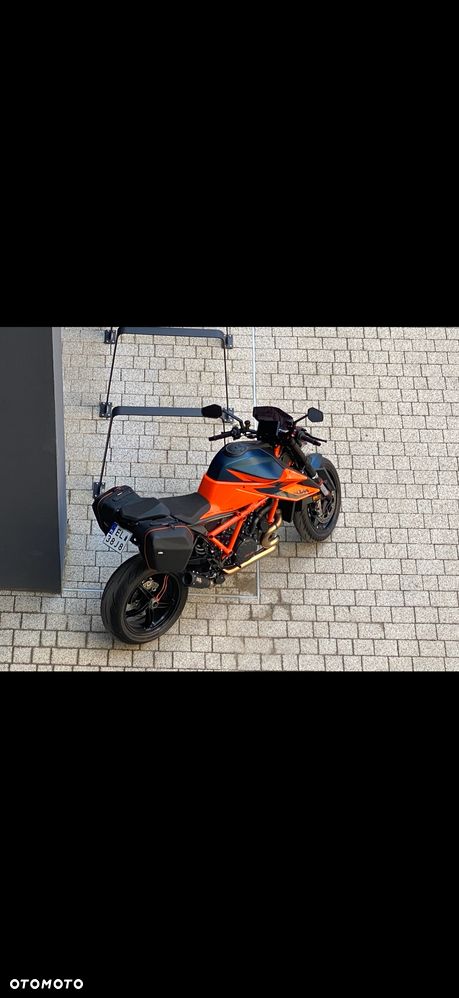 KTM Super Duke - 10