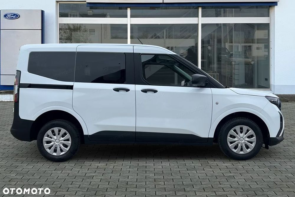 Ford Transit Courier - 6