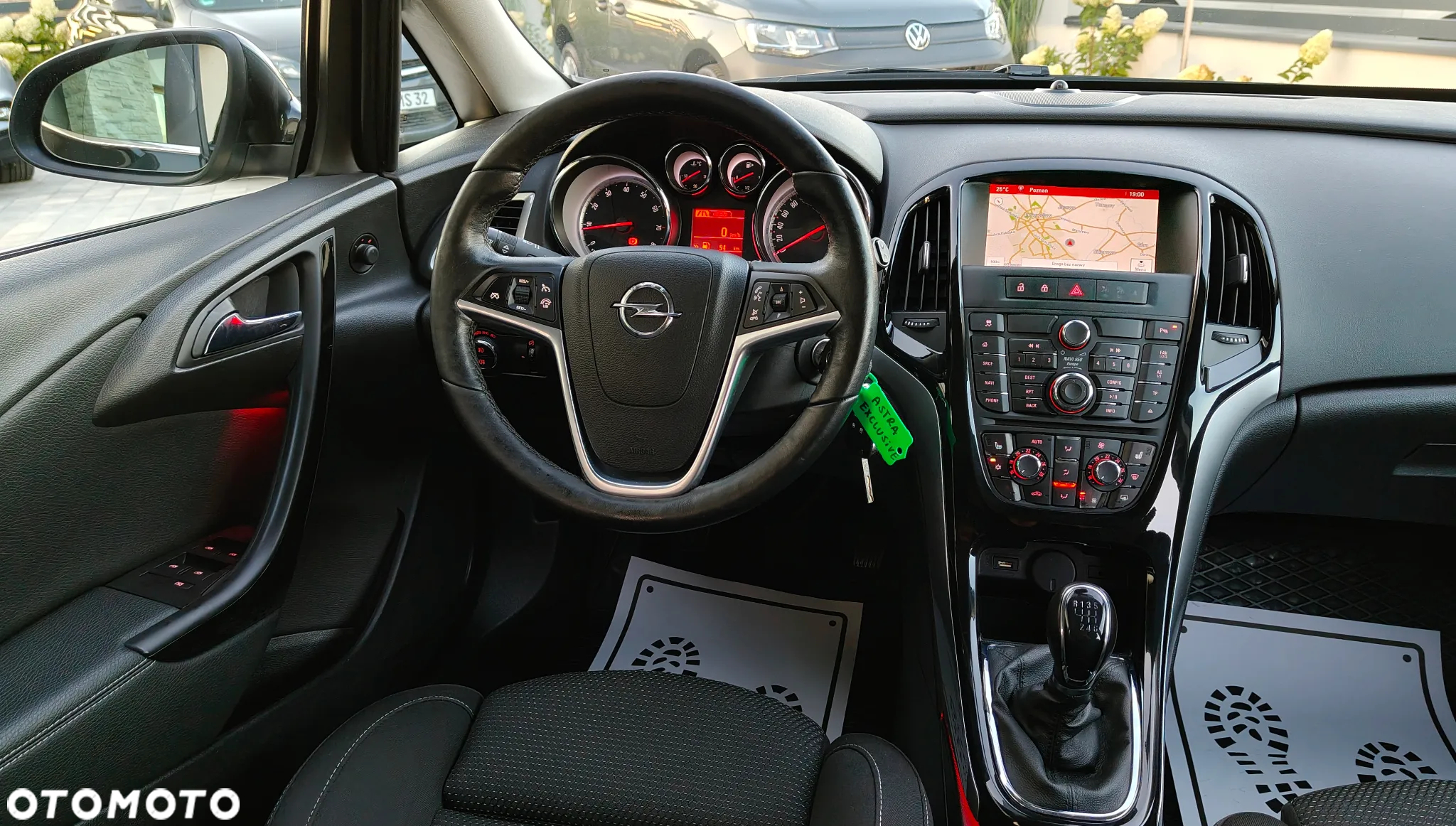 Opel Astra 1.4 Turbo Exklusiv - 19